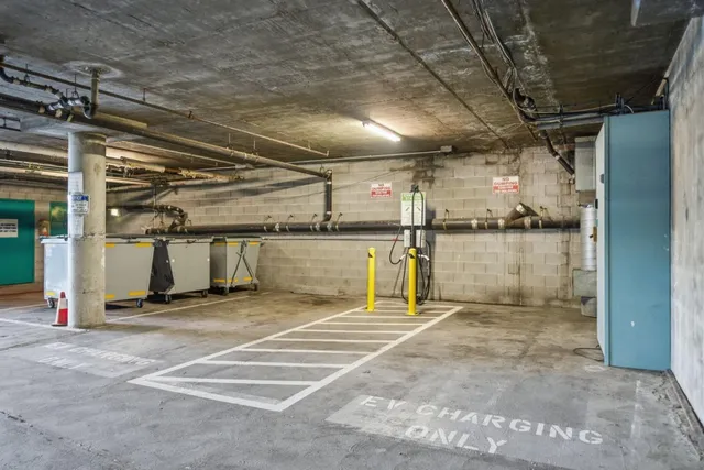 $719,000 | 320 Peninsula Avenue, Unit 409, San Mateo, CA 94401