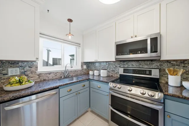 $719,000 | 320 Peninsula Avenue, Unit 409, San Mateo, CA 94401