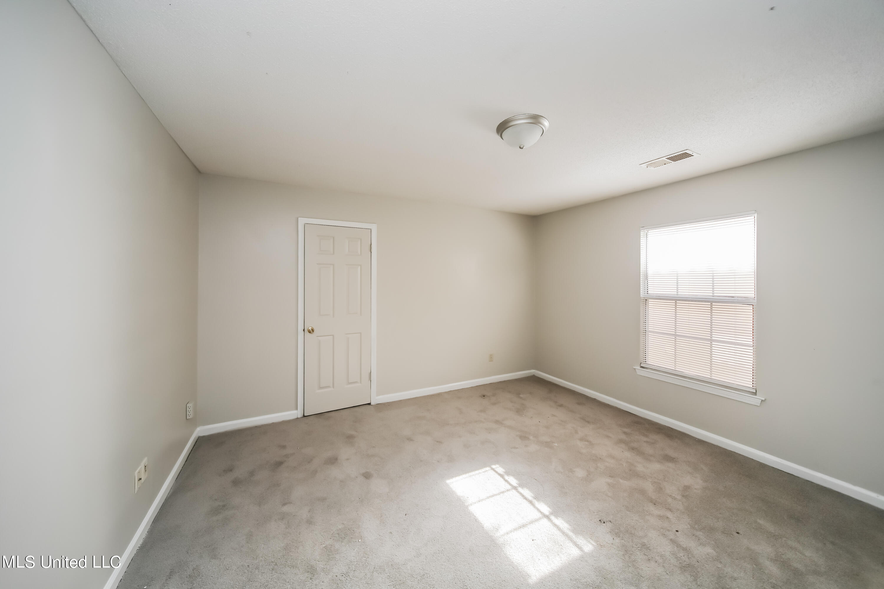 1107 Charstone Drive Southaven, MS 38671 - Photo 13 of 15 013-photo-bedroom-11091243