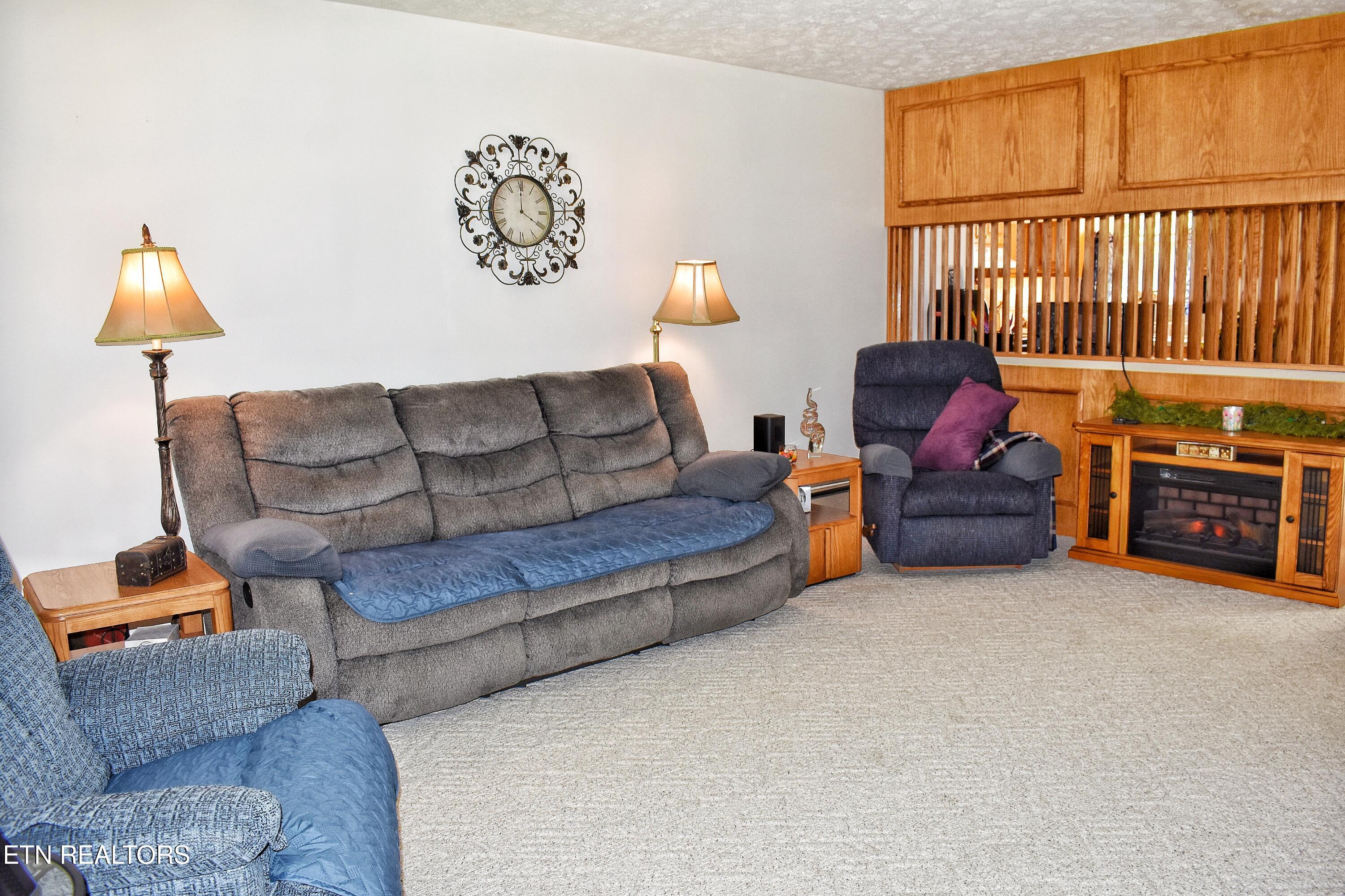 114 Verdun Road Oneida, TN 37841 - Photo 14 of 24 1719