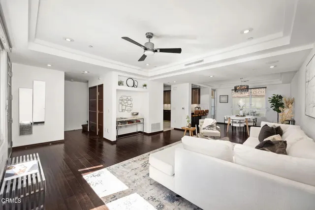 $1,295,000 | 257 South Hudson Avenue, Unit 102, Pasadena, CA 91101