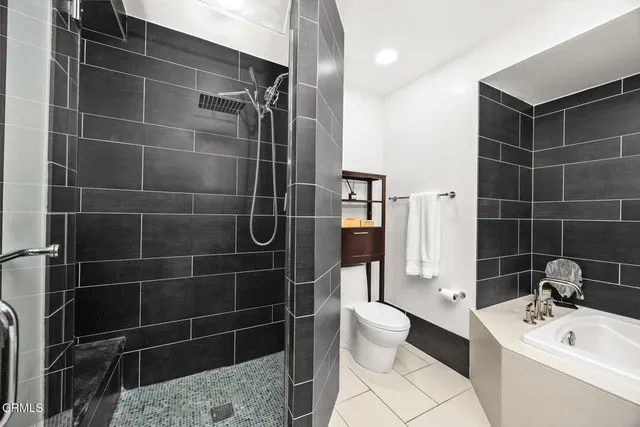 $1,295,000 | 257 South Hudson Avenue, Unit 102, Pasadena, CA 91101