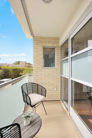 $1,295,000 | 257 South Hudson Avenue, Unit 102, Pasadena, CA 91101