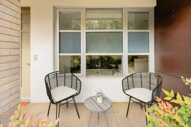$1,295,000 | 257 South Hudson Avenue, Unit 102, Pasadena, CA 91101