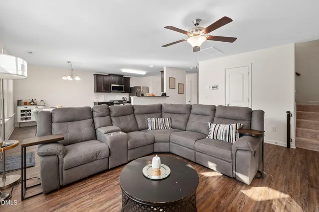 $2,200 | 214 Brassfield Drive, Burlington, NC 27217