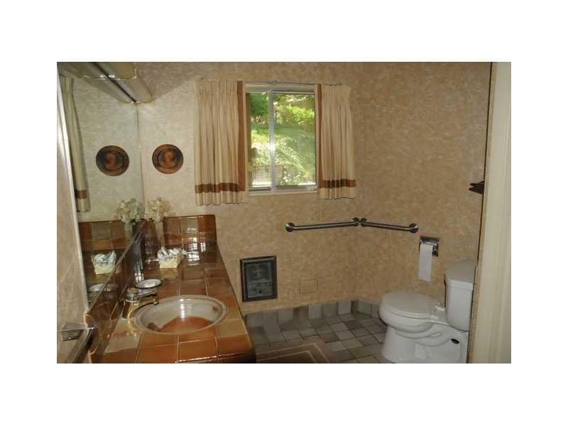 701 Hawthorne Road New Castle, IN 47362 - Photo 14 of 21 Gallery Image 14