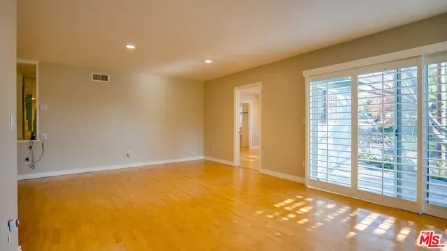 $4,520 | 9631 Crystal View Drive, Tujunga, CA 91042