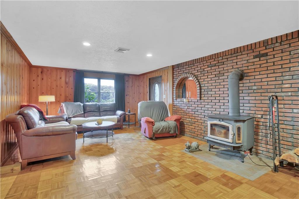 180 Southview Road McDonald, PA 15057 - Photo 15 of 23 Gallery Image 15