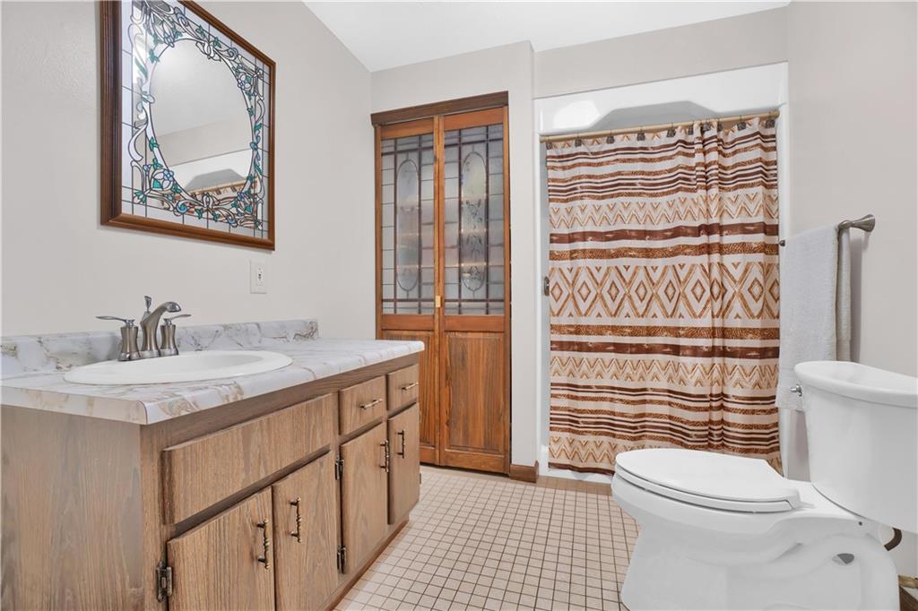 180 Southview Road McDonald, PA 15057 - Photo 16 of 23 Gallery Image 16