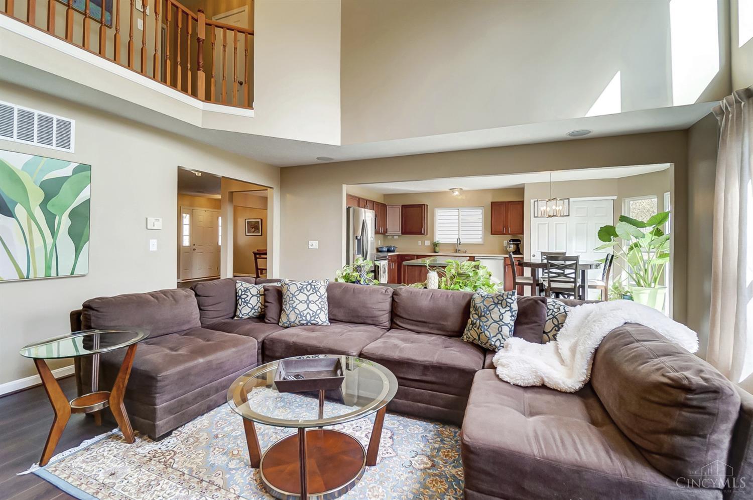 4662 Riley Lane Cincinnati, OH 45227 - Photo 11 of 73 Gallery Image 11