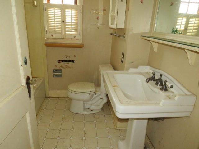 444 Franklin Farms Road Washington, PA 15301 - Photo 14 of 37