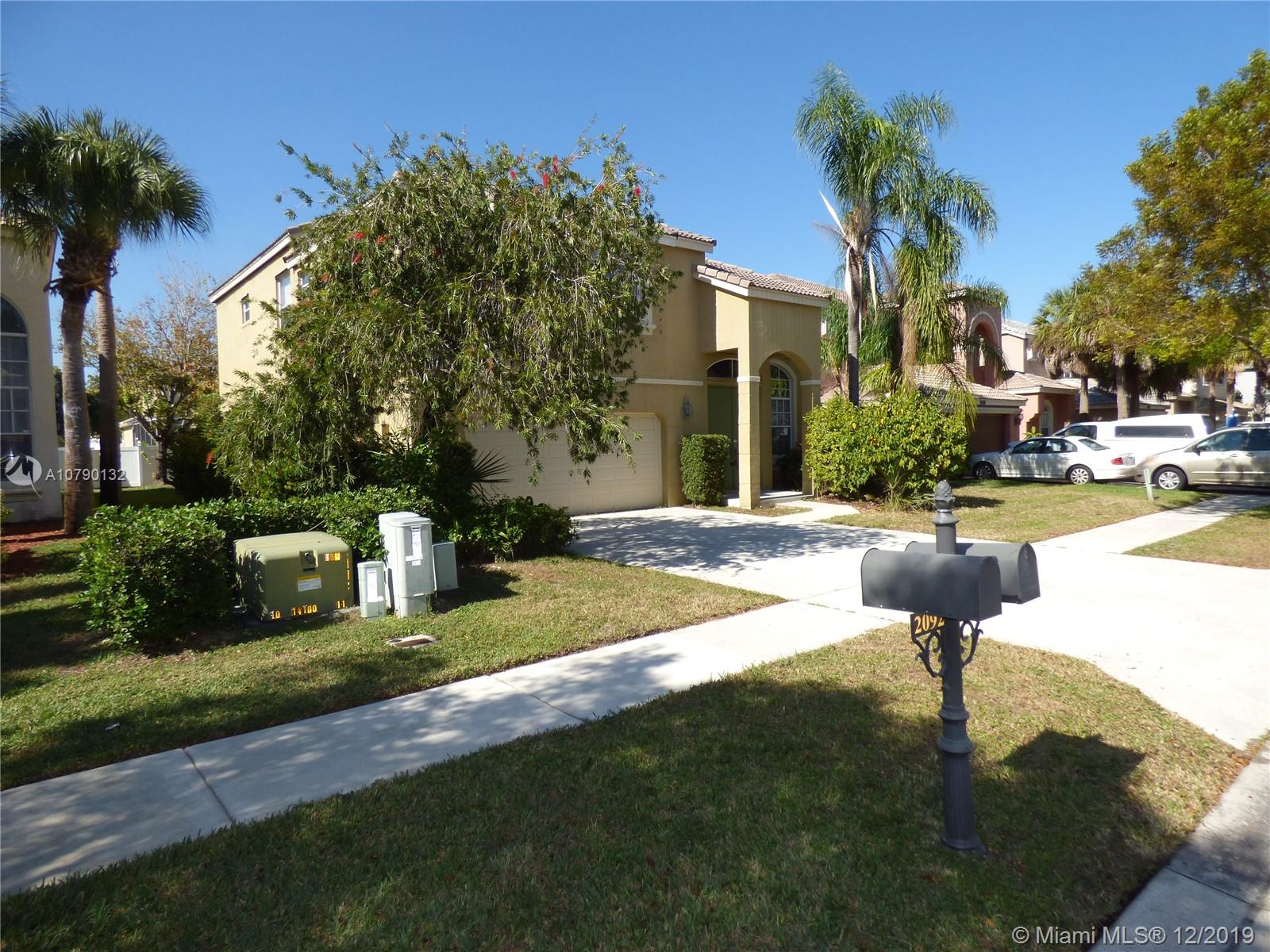 2090 Reston Circle Royal Palm Beach, FL 33411 - Photo 2 of 36