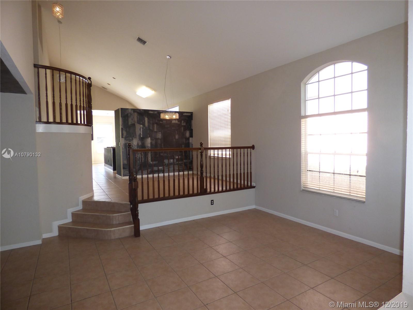 2090 Reston Circle Royal Palm Beach, FL 33411 - Photo 11 of 36
