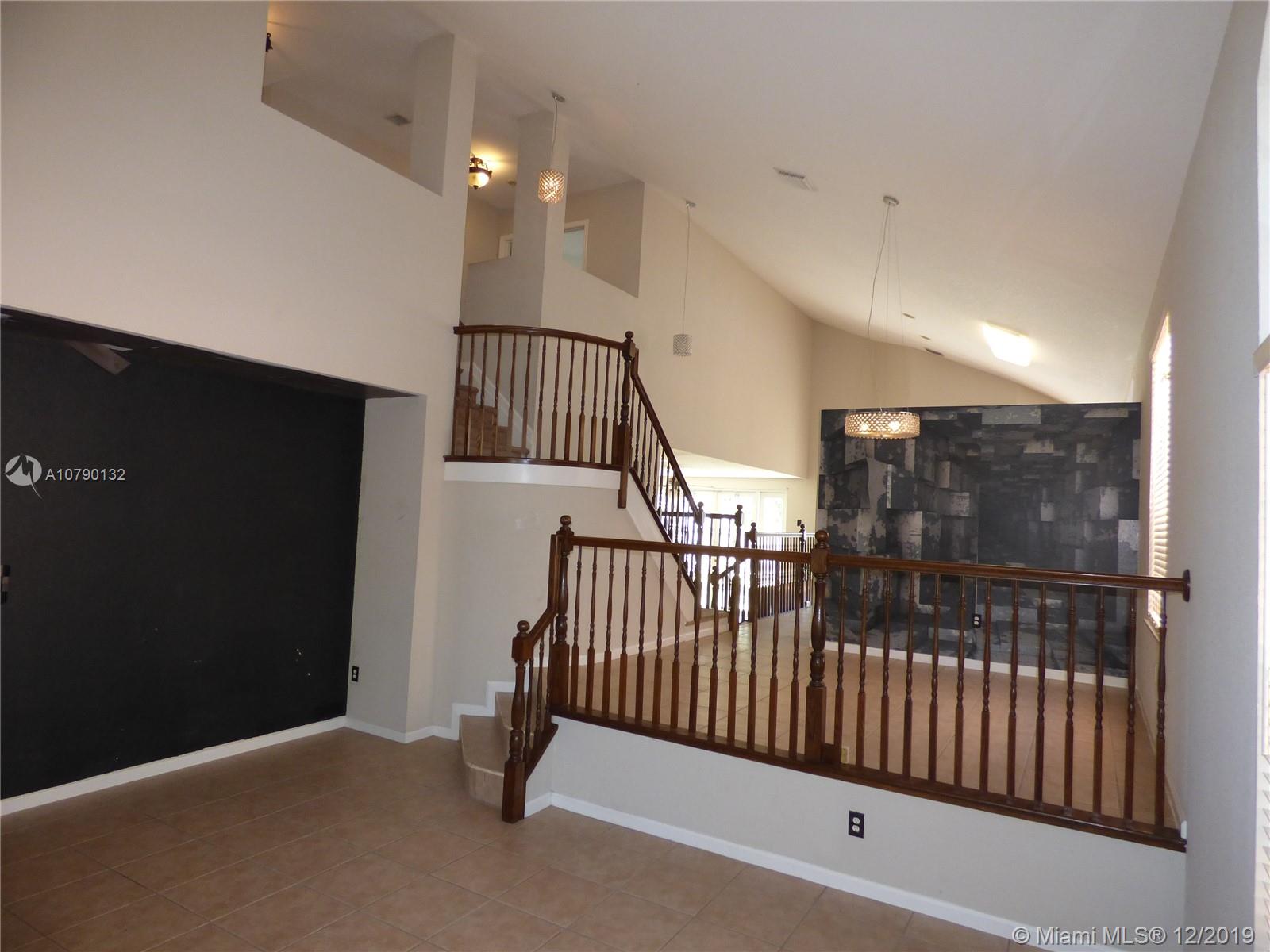 2090 Reston Circle Royal Palm Beach, FL 33411 - Photo 12 of 36