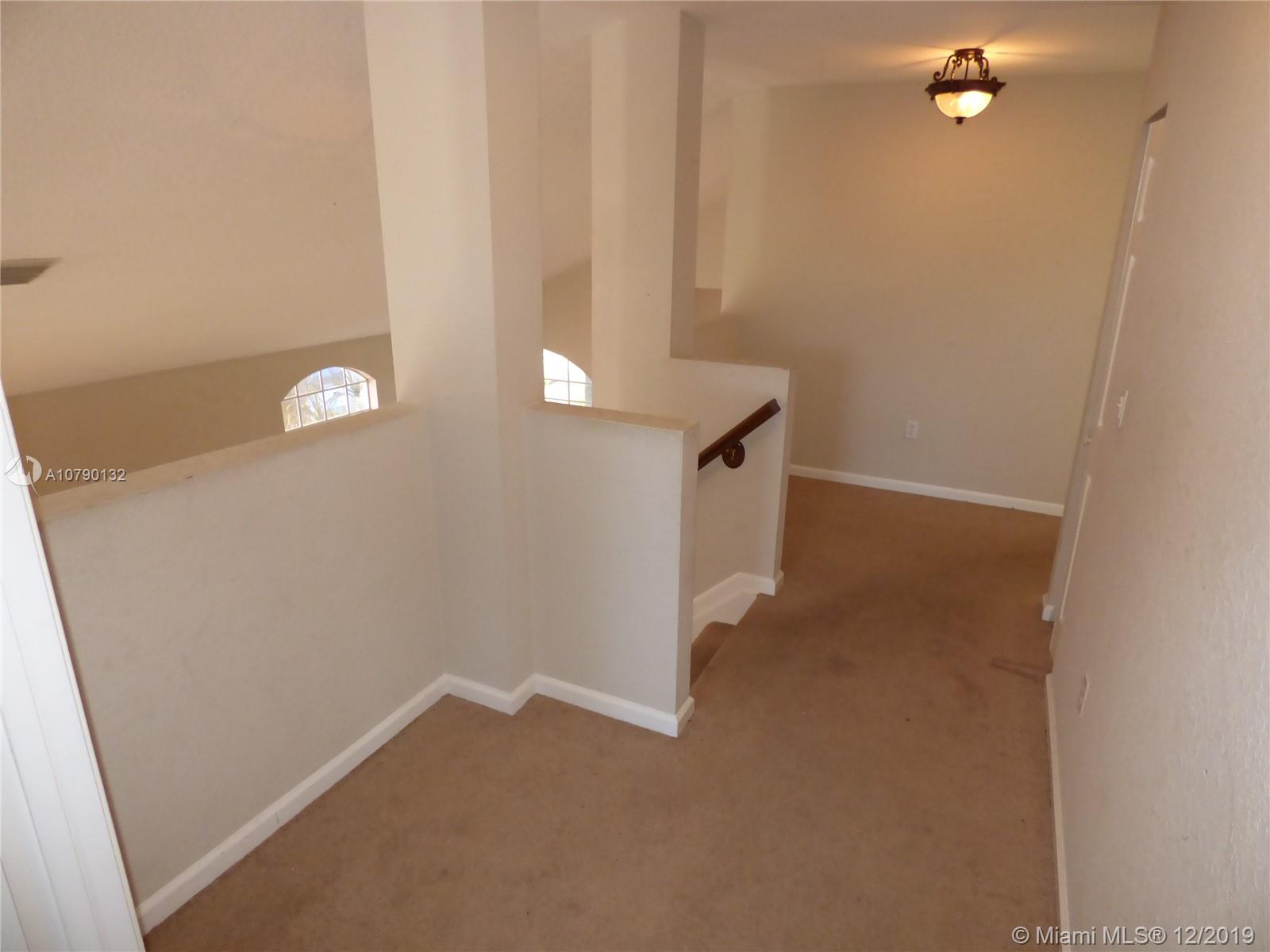 2090 Reston Circle Royal Palm Beach, FL 33411 - Photo 13 of 36