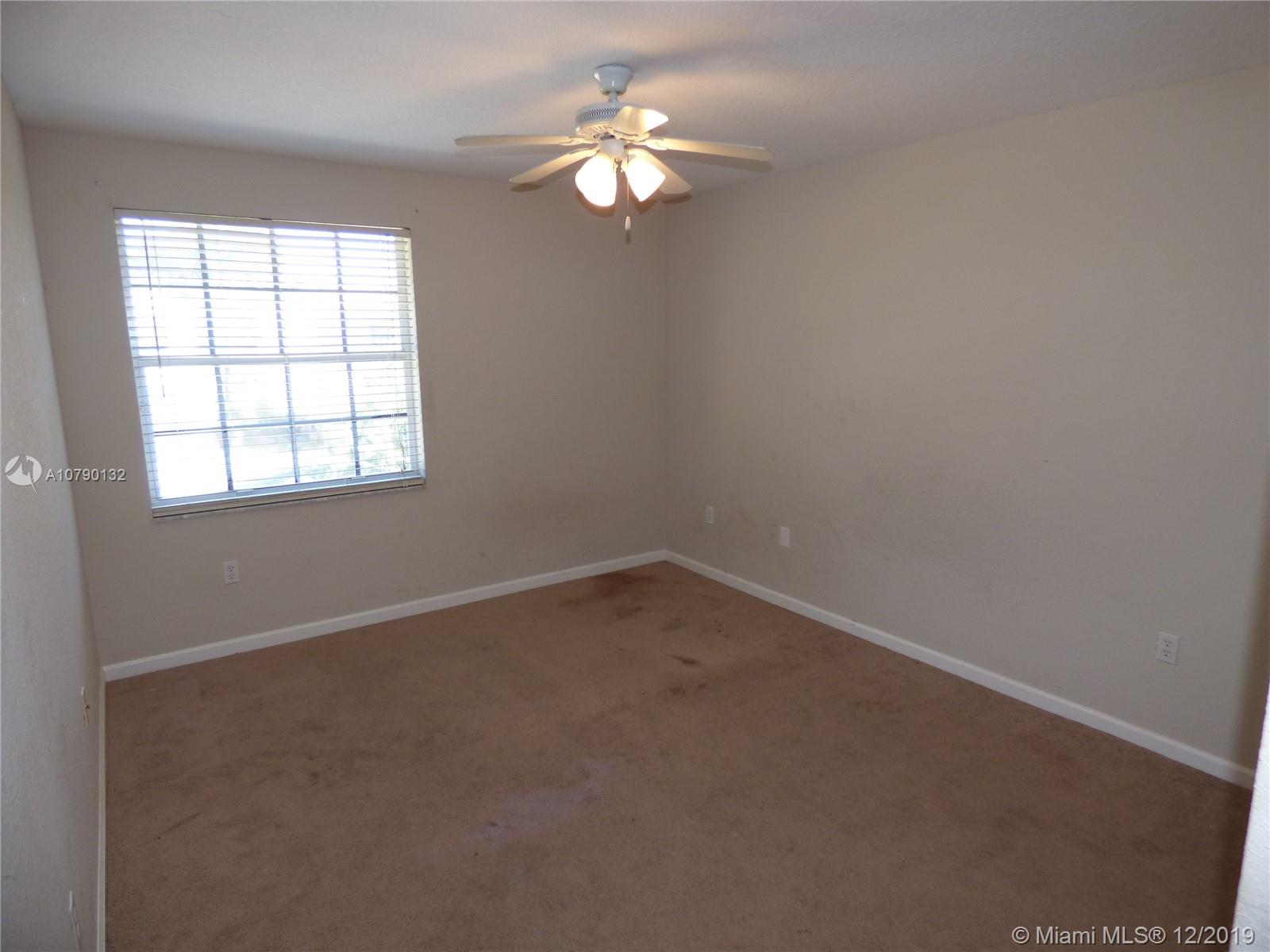 2090 Reston Circle Royal Palm Beach, FL 33411 - Photo 16 of 36
