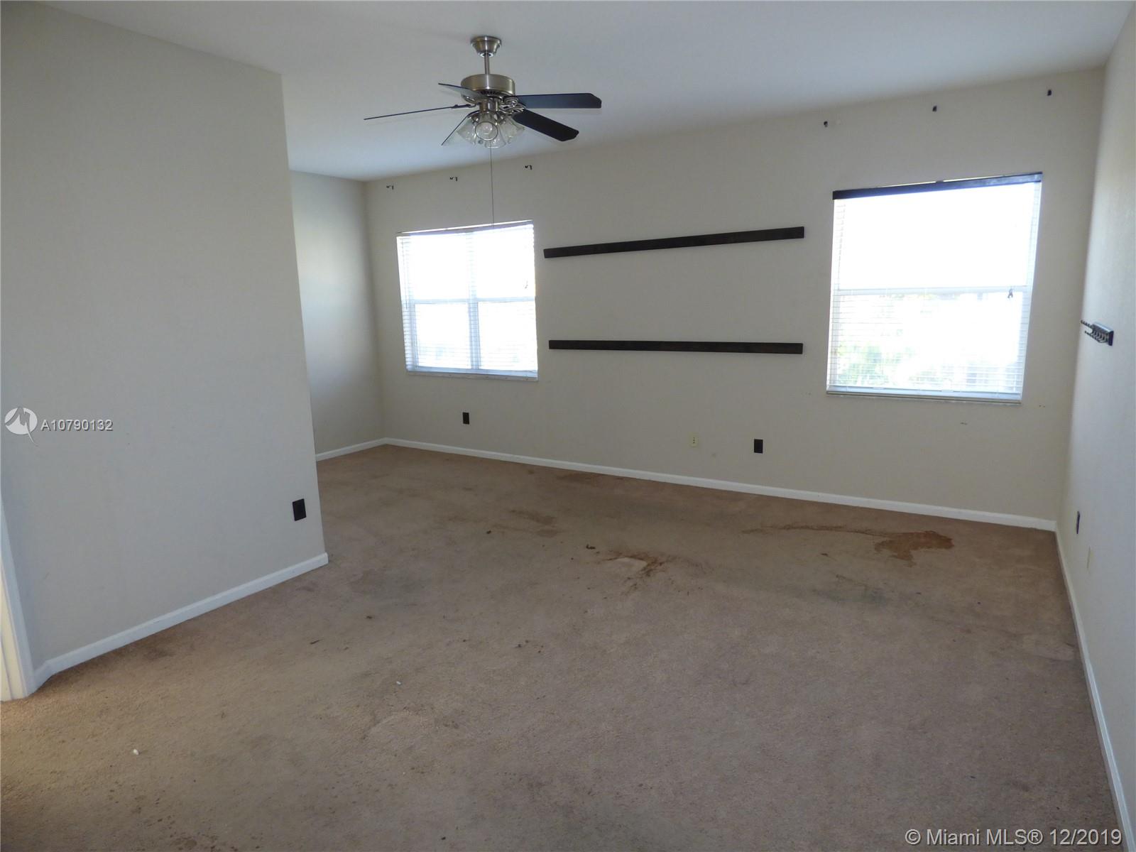 2090 Reston Circle Royal Palm Beach, FL 33411 - Photo 21 of 36