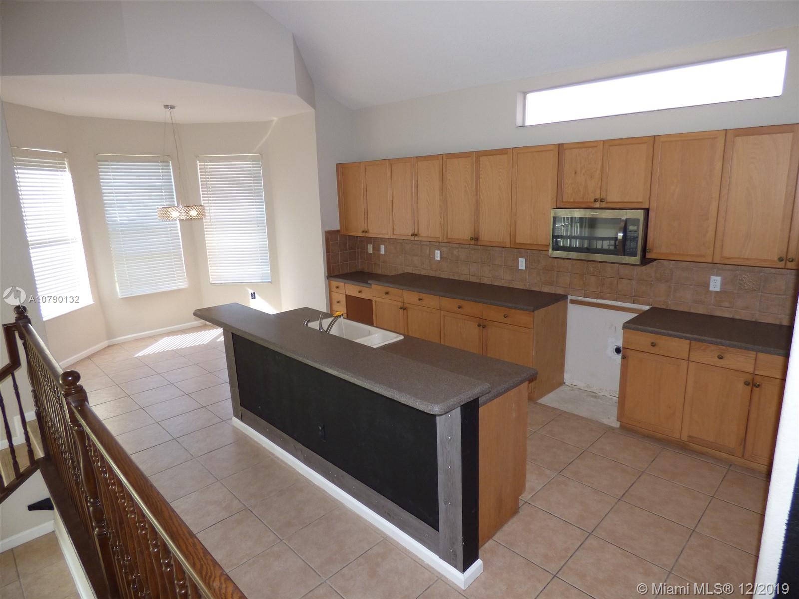 2090 Reston Circle Royal Palm Beach, FL 33411 - Photo 27 of 36