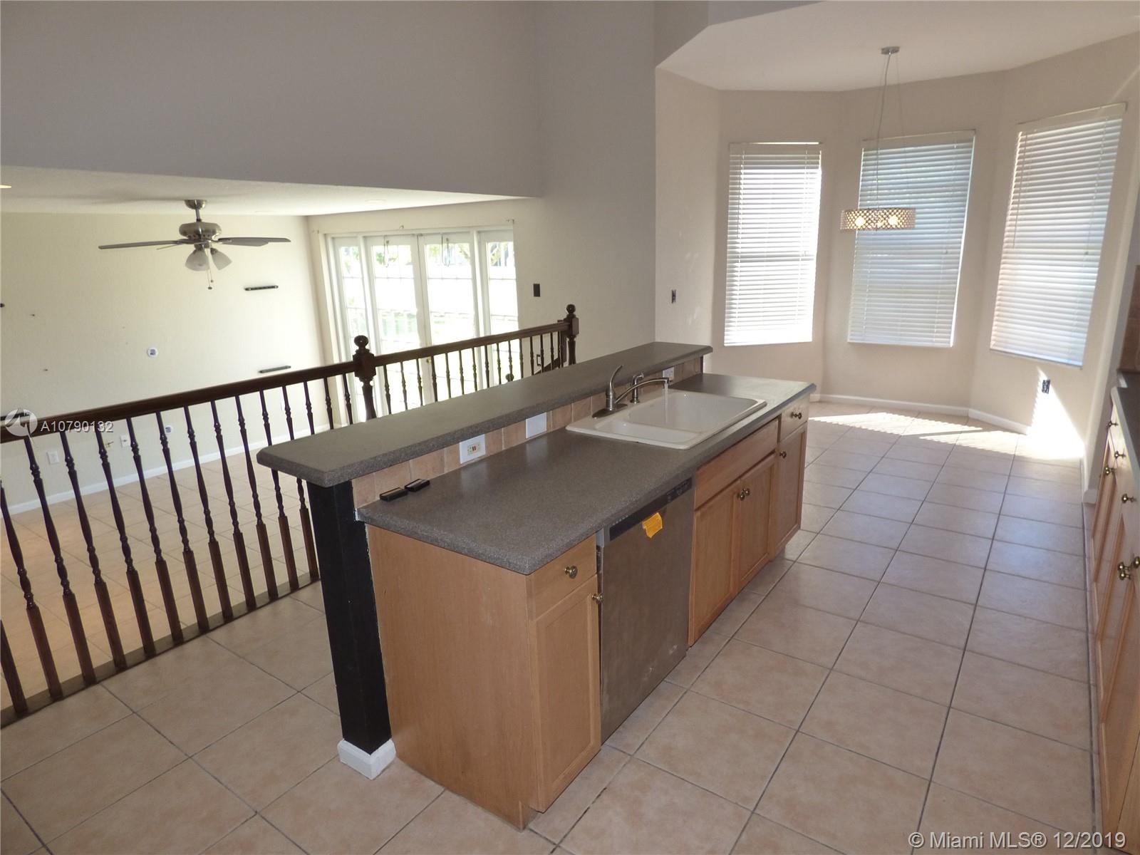 2090 Reston Circle Royal Palm Beach, FL 33411 - Photo 28 of 36