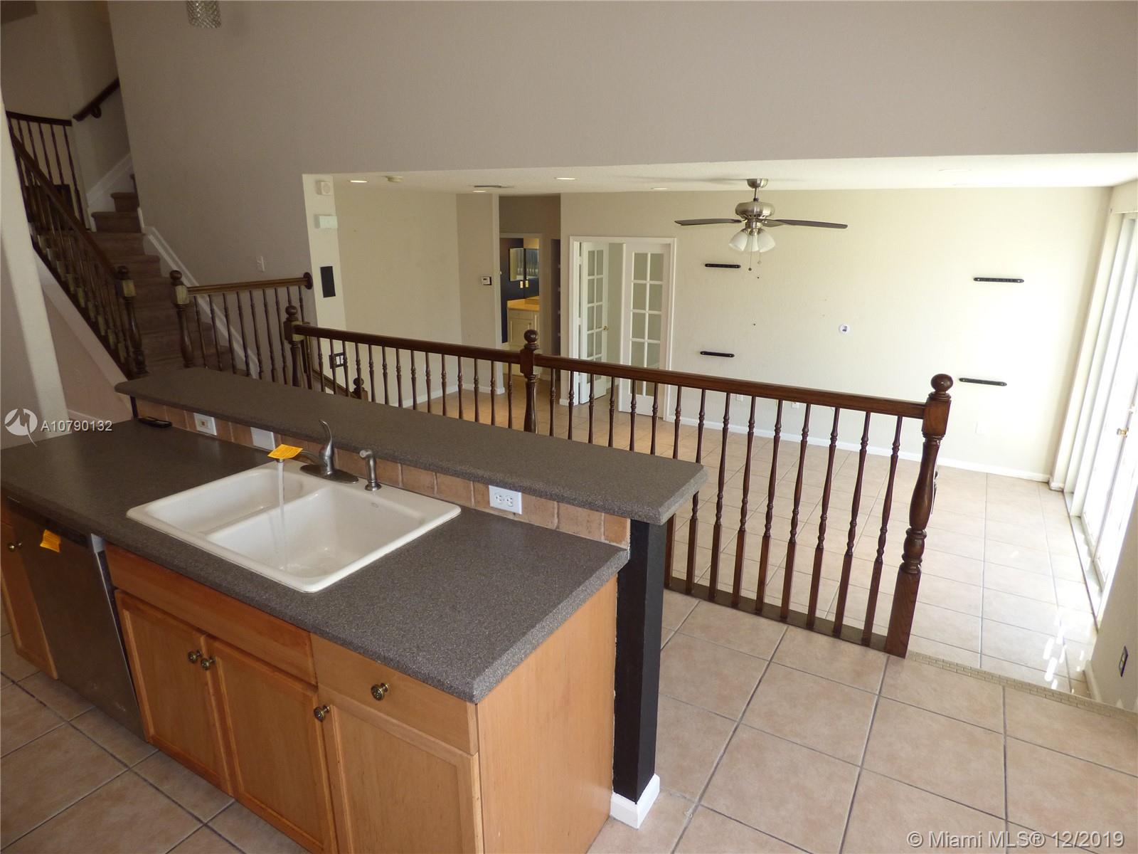 2090 Reston Circle Royal Palm Beach, FL 33411 - Photo 29 of 36