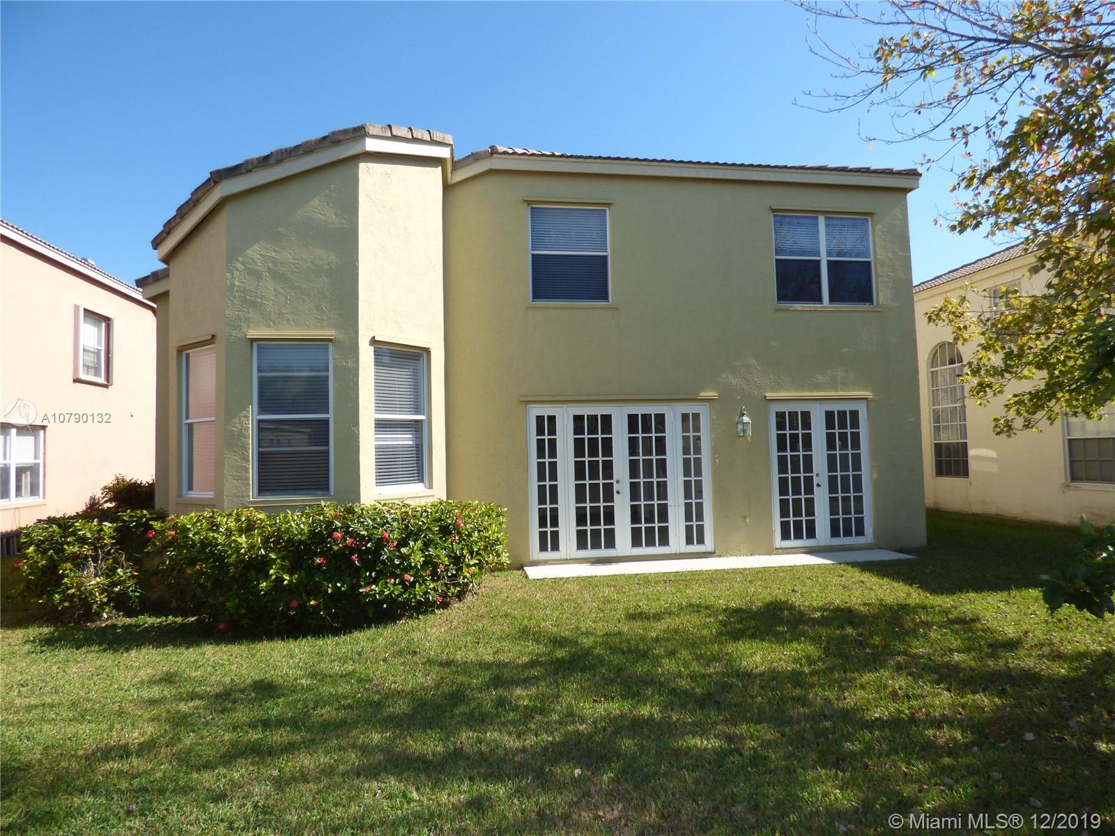 2090 Reston Circle Royal Palm Beach, FL 33411 - Photo 6 of 36