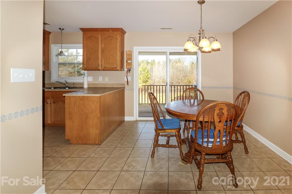 368 Sutton Spring Road York, SC 29745 - Photo 6 of 16