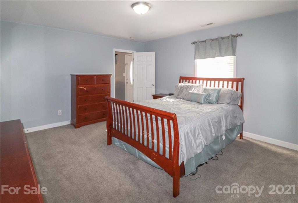 368 Sutton Spring Road York, SC 29745 - Photo 10 of 16