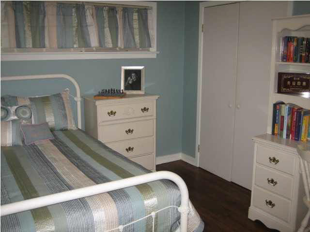 222 West Porter Street Ridgeland, MS 39157 - Photo 6 of 8 second bedroom