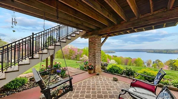 $705,000 | 55 Eagles Landing, Eddyville, KY 42038