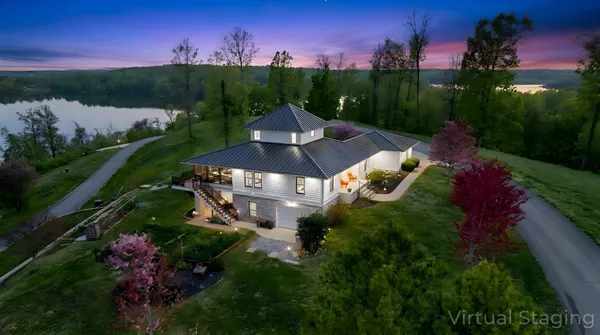 $705,000 | 55 Eagles Landing, Eddyville, KY 42038