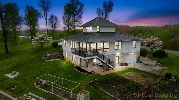 $705,000 | 55 Eagles Landing, Eddyville, KY 42038