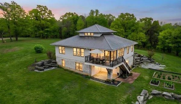 $705,000 | 55 Eagles Landing, Eddyville, KY 42038