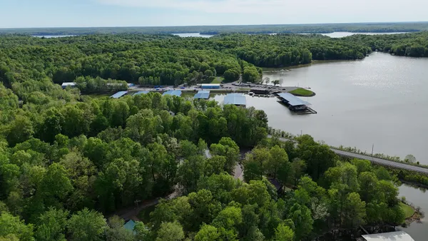 $705,000 | 55 Eagles Landing, Eddyville, KY 42038