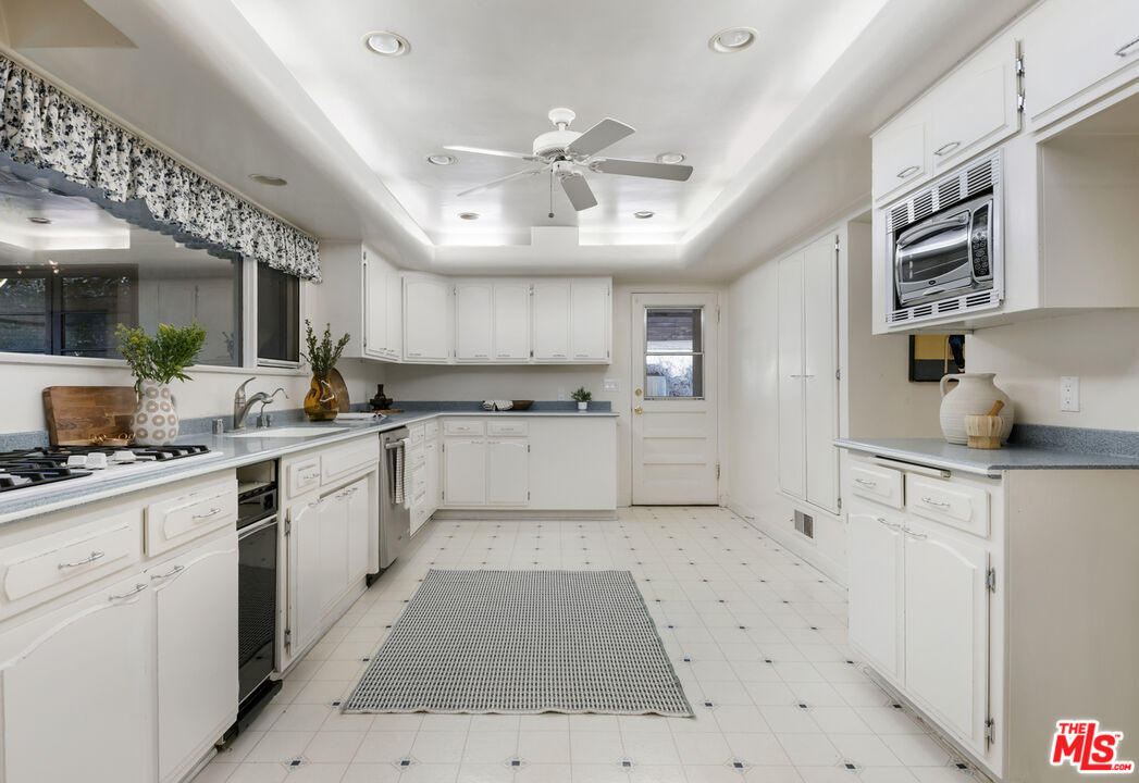 2334 South 3rd Avenue Arcadia, CA 91006 - Photo 14 of 56