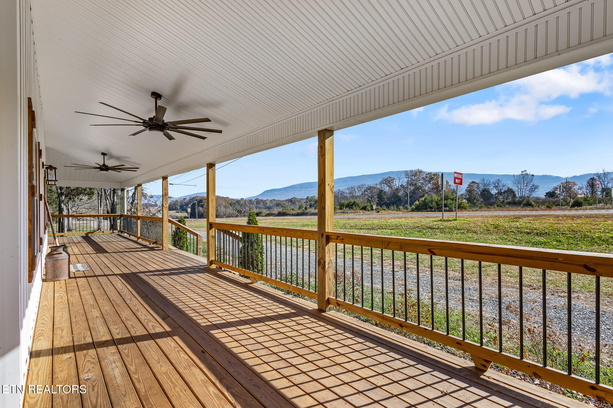 7377 Highway 411 Benton, TN 37307 - Photo 2 of 50 7737 Highway 411-31