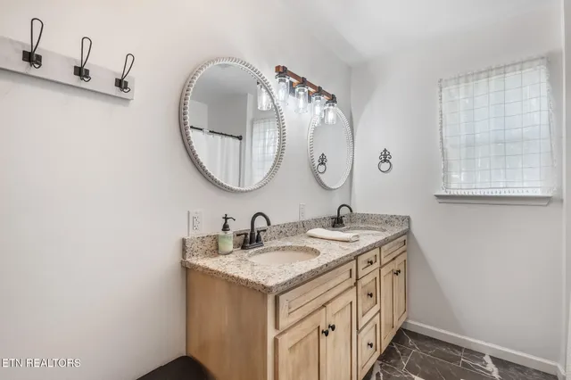 $399,900 | 7377 Highway 411, Benton, TN 37307