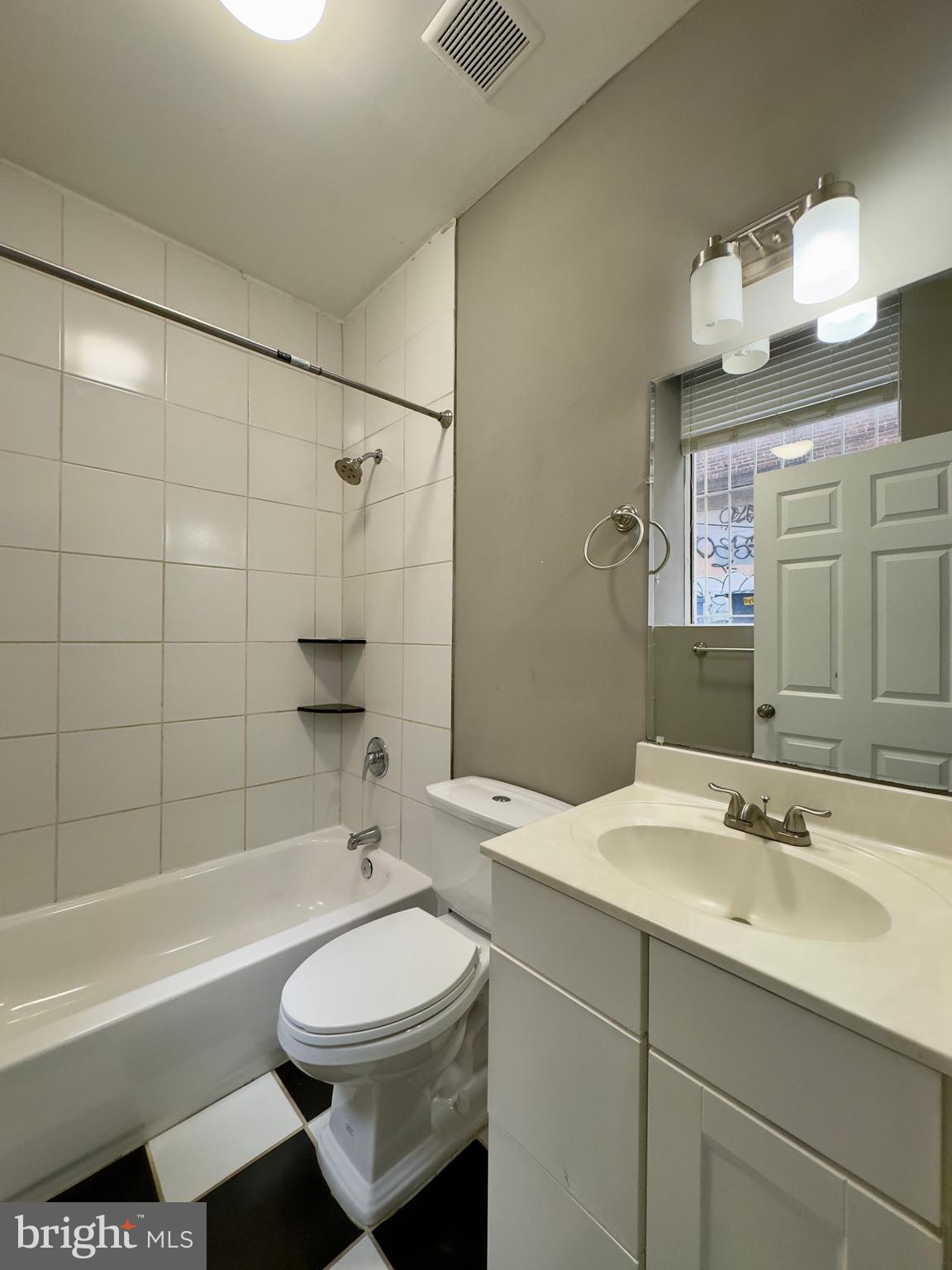 7 West Mulberry Street, Unit 1 Baltimore, MD 21201 - Photo 13 of 20