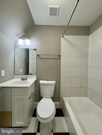 $1,995 | 7 West Mulberry Street, Unit 1, Baltimore, MD 21201