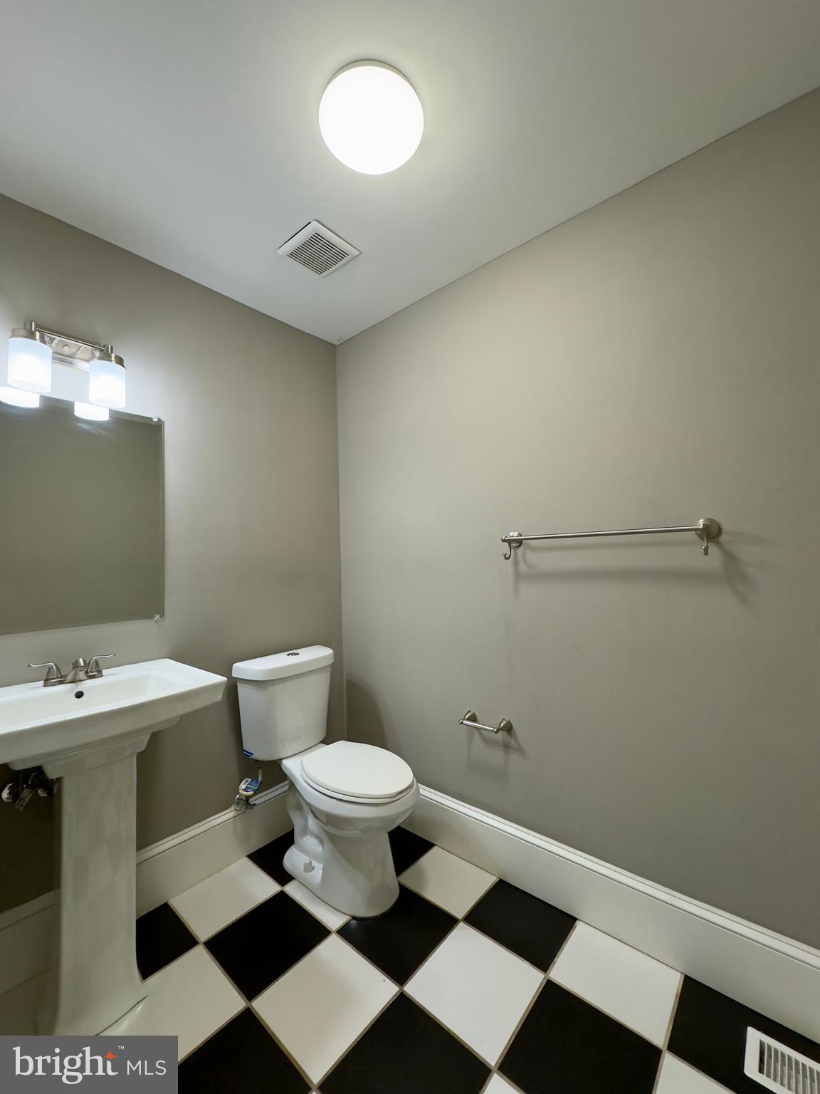 7 West Mulberry Street, Unit 1 Baltimore, MD 21201 - Photo 5 of 20