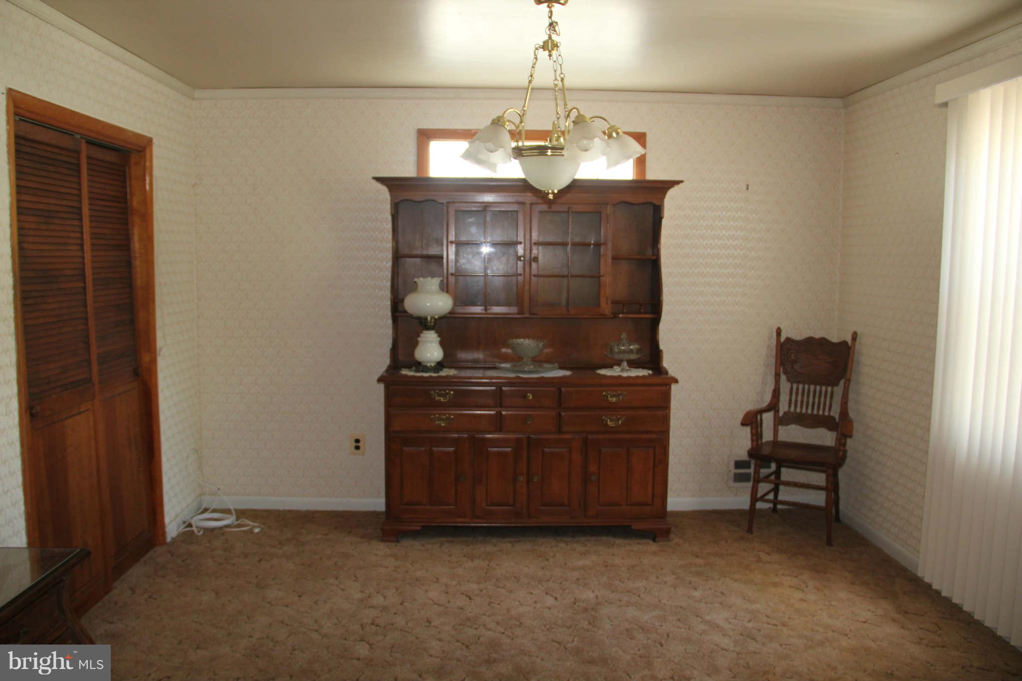 7820 Highpoint Road Baltimore, MD 21234 - Photo 21 of 25 Dining Room
