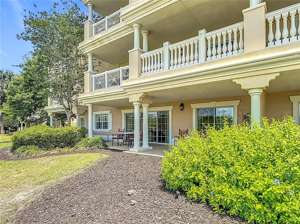 1356 Centre Ct Ridge Drive, Unit 103 Reunion, FL 34747 - Photo 43 of 53 front view of a building
