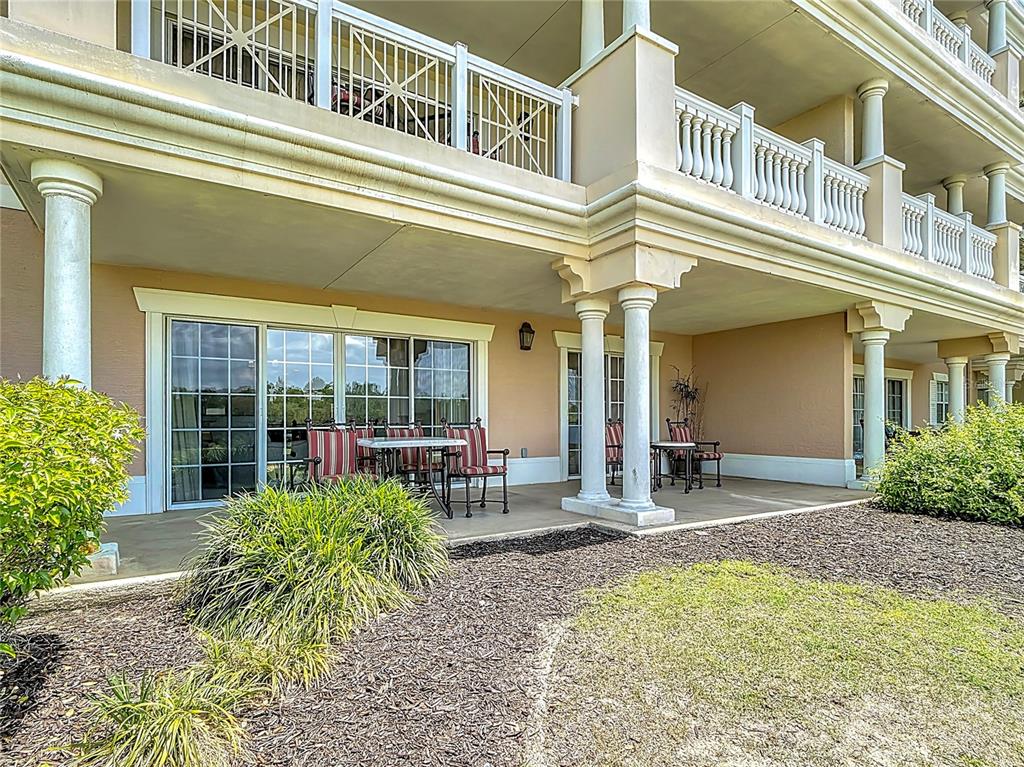 1356 Centre Ct Ridge Drive, Unit 103 Reunion, FL 34747 - Photo 44 of 53 front view of a building