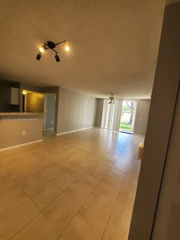 $2,450 | 7872 Sonoma Springs Circle, Unit 105, Lake Worth, FL 33463