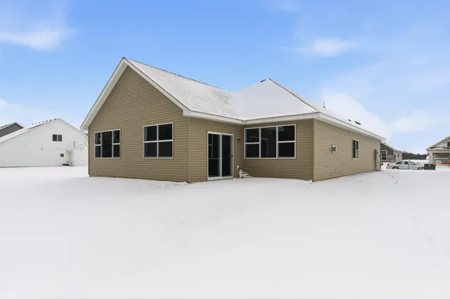 $439,900 | 1420 Victory Lane Northeast, Isanti, MN 55040