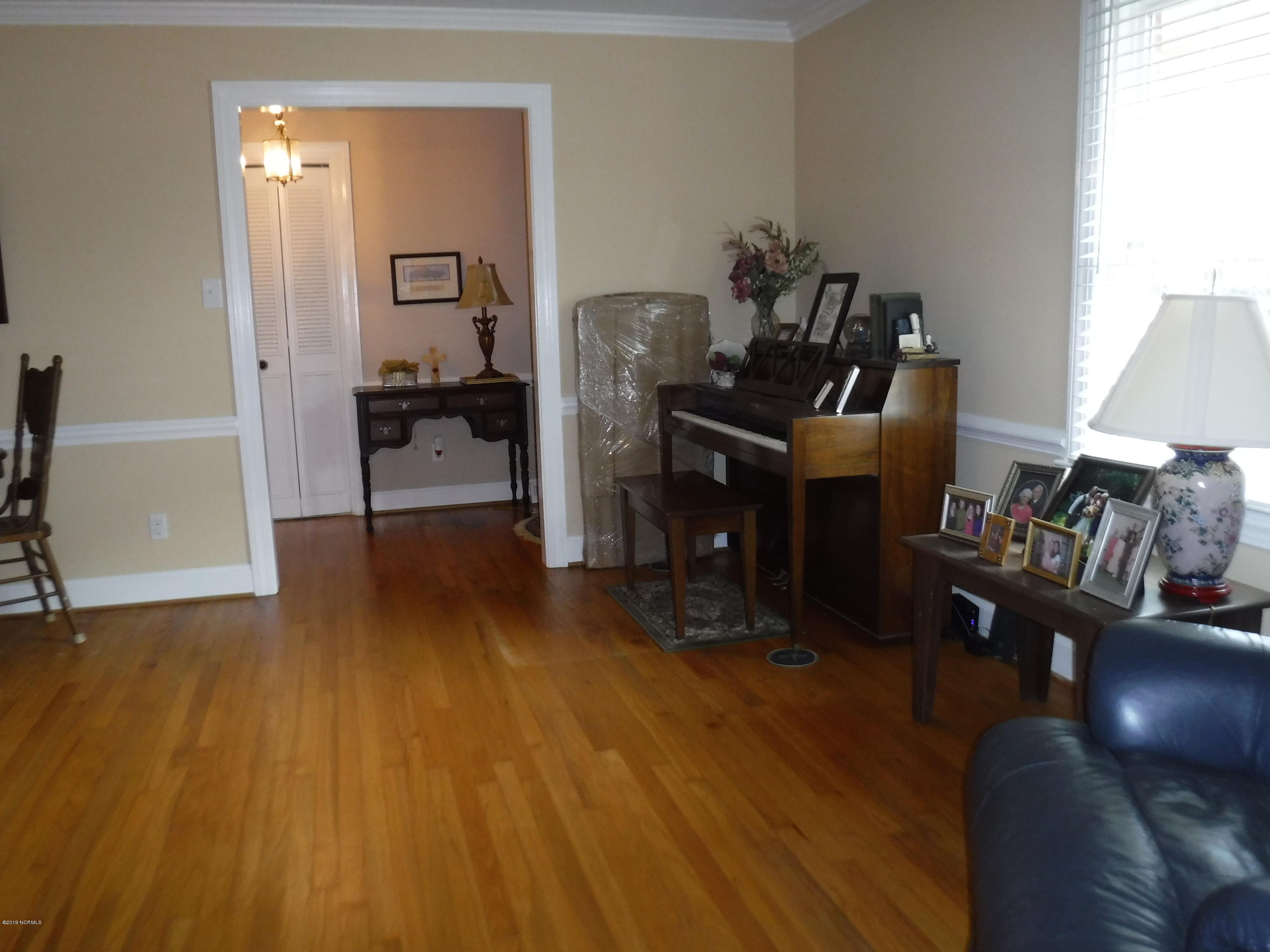 2608 Amherst Road Rocky Mount, NC 27804 - Photo 3 of 25 FORMAL LIVINING ROOM