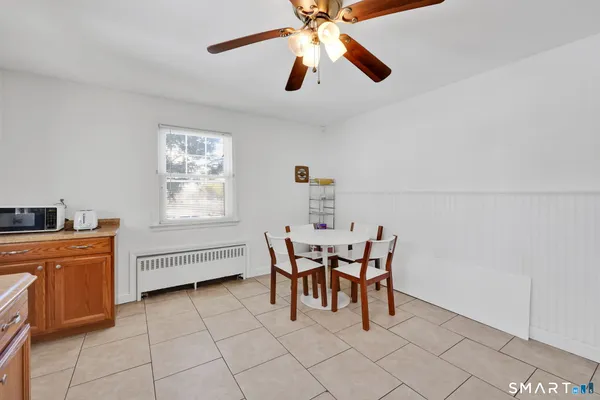 $409,999 | 11 Stratfield Place, Bridgeport, CT 06604