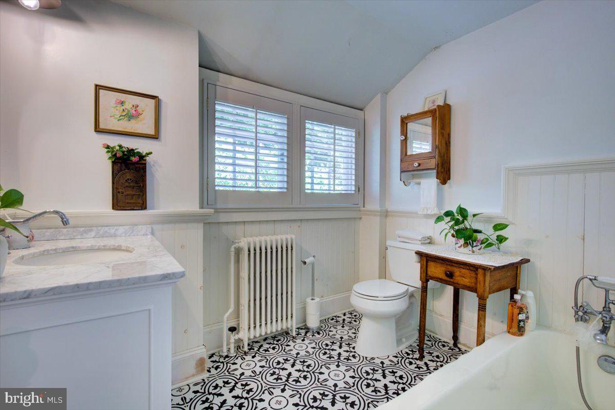 446 Homestead Road Wayne, PA 19087 - Photo 16 of 31