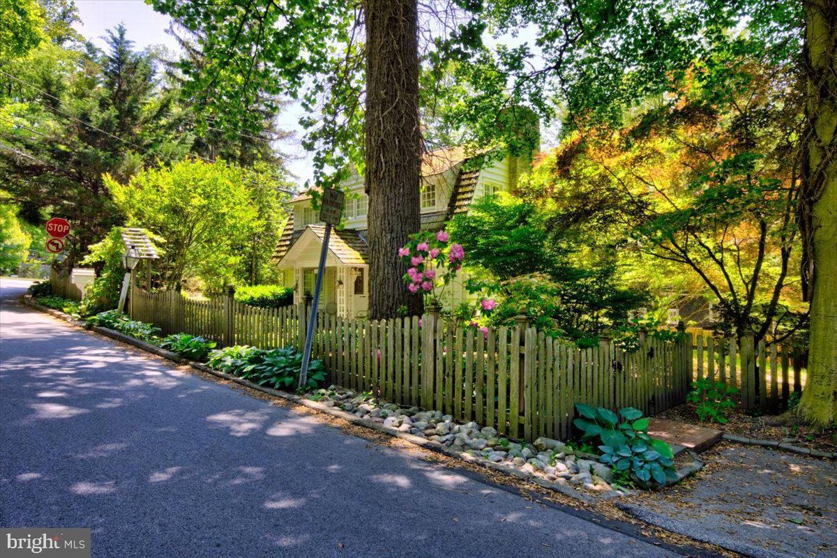 446 Homestead Road Wayne, PA 19087 - Photo 26 of 31