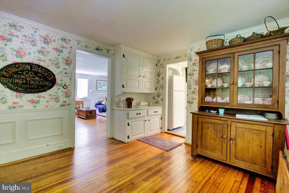 446 Homestead Road Wayne, PA 19087 - Photo 10 of 31