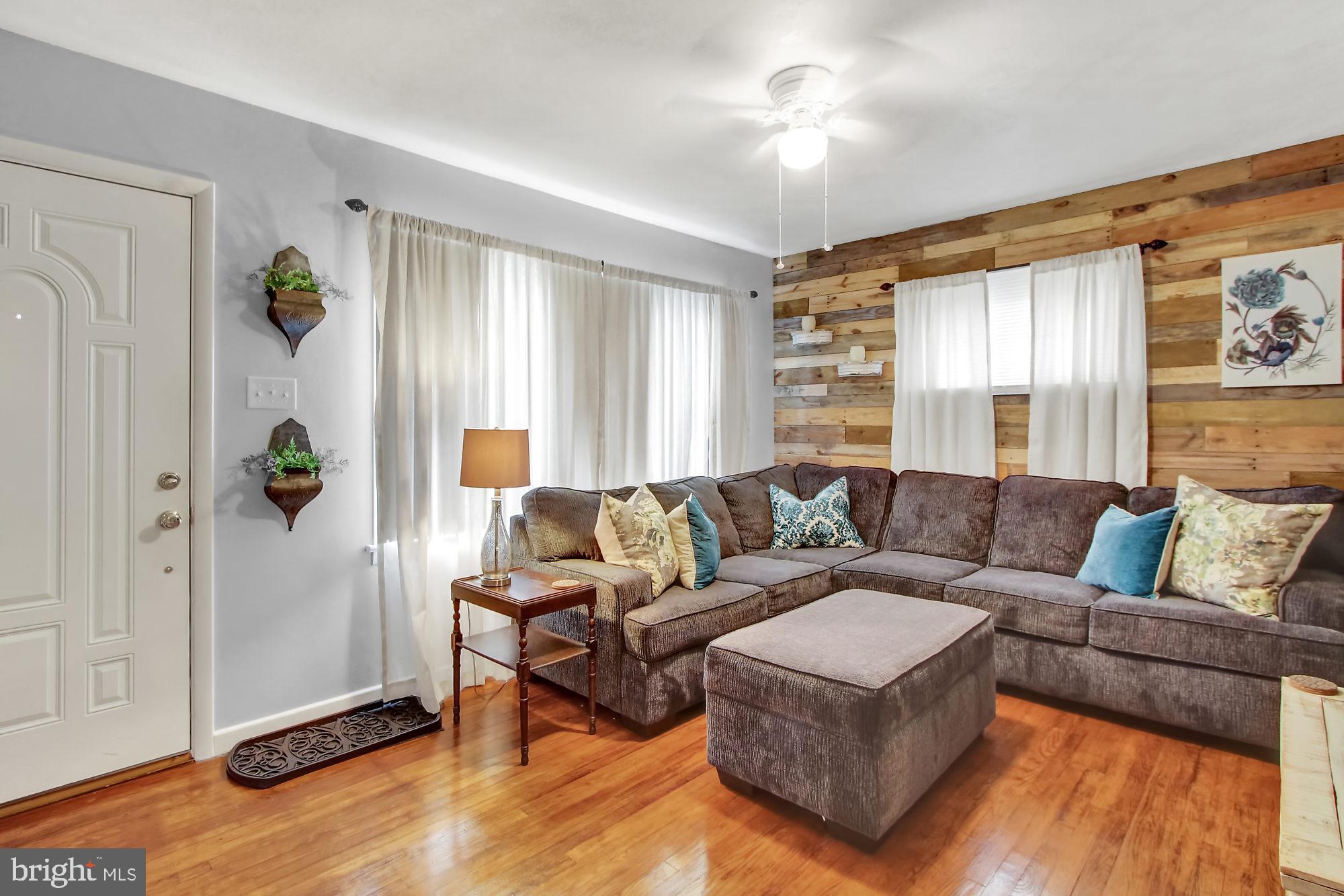 332 Wynwood Road York, PA 17402 - Photo 4 of 37 Gallery Image 4